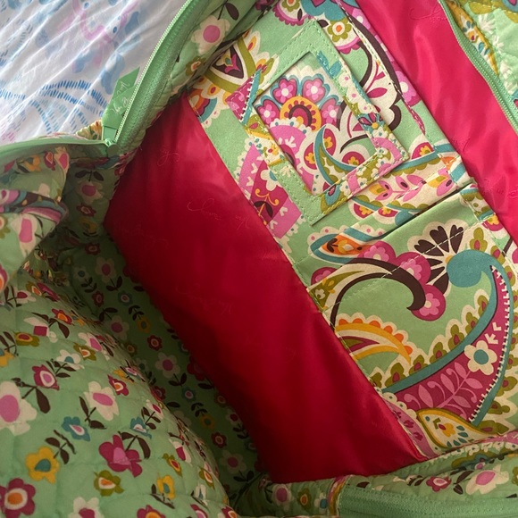 Vera Bradley backpack GREAT CONDITION!! - Picture 3 of 3